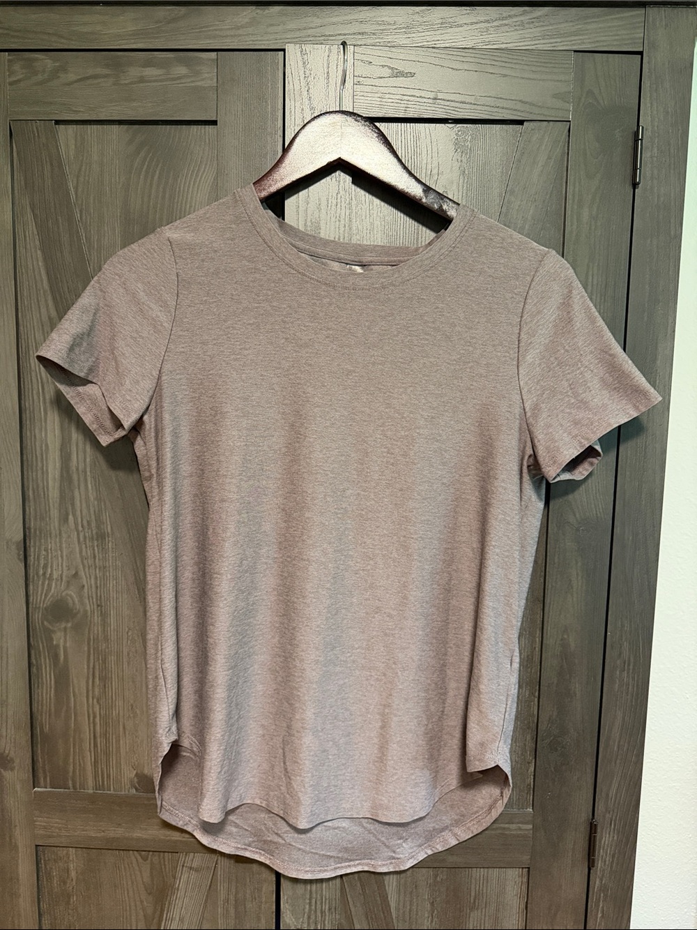 Beyond Yoga On the Down Low Featherweight Tshirt